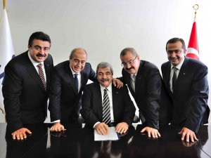 Konukoğlu Ailesi Gönlü Zenginler Listesinde