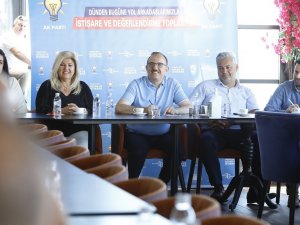 Ak Parti İ̇zmir’in “Vefa Buluşmaları” 100 Bin Kişiye Ulaştı