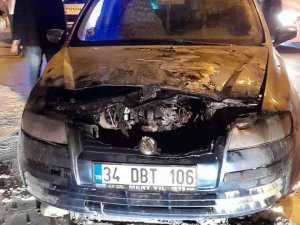 Seyir Halindeki Otomobil Yandı