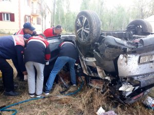 İ̇ran Dönüşü Sivas’ta Kaza Geçirdiler: 3 Ölü, 1 Ağır Yaralı