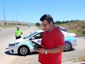 Dronlu Denetimde Kırmızı Işık İhlali Yapan Sürücülere Ceza