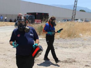 Fabrikadaki Yangın Sonrası Zehirli Gaz Paniği