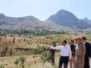 Siirt Valisi Hacıbektaşoğlu, Pervari-doğan Yolunda İncelemelerde Bulundu