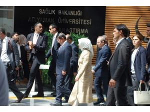 Başbakan Ahmet Davutoğlu Yaralı Askerleri Ziyaret Etti