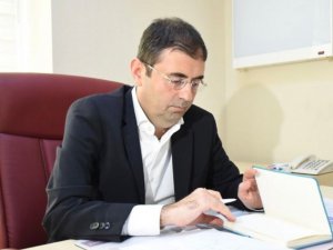 Prof. Dr. Coşkun: “Karaciğer Yağlanması, Eğer Önlem Alınmaz İse Kansere Kadar İlerleyen Kötü Sonuçlar Ortaya Çıkarabilir”