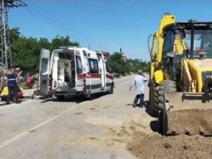 Simav’da Motosiklet İle İş Makinası Çarpıştı: 1 Ölü 1 Yaralı