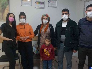 Eli Yanan Genç Kıza Başarılı Operasyon