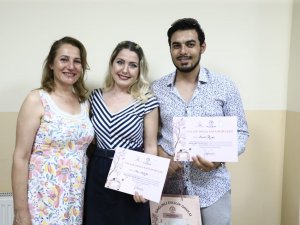 Hamilelik Ve Evlilik Okulu 2022’nin İlk Mezunlarını Verdi