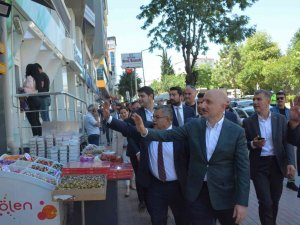Ulaştırma Ve Altyapı Bakanı Adil Karaismailoğlu, Bilecik’te Esnaf Ziyareti Yaptı