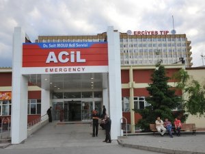 Hastayı Bırakıp Kavgaya Tutuştular