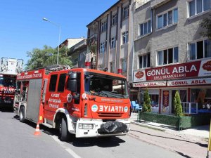 Kayseri’de Çıkan Yangında Ev Kullanılamaz Hale Geldi