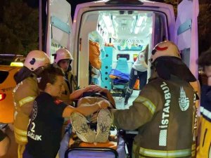 Sancaktepe’de 5 Araç Kazaya Karıştı, 2 Kişi Yaralandı
