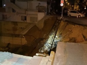 Üsküdar’da İnşaat Alanında Çökme: 3 Bina Tahliye Edildi