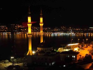 Armutlu’dan İ̇mralı’ya, Gemlik’ten Mudanya’ya Kadar Herkes Onu İzleyecek