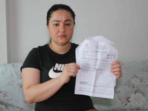 Genç Kadına Komşusundan "Oğlun Kapıyı Hızlı Kapattı" Dayağı