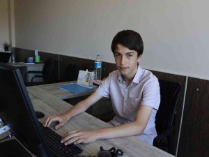 Bilgisayar Alışkanlığını Yendi, Lgs’de Şampiyon Oldu