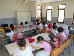 Çocukların Gözdesi Bu Yaz Da Genç Komek