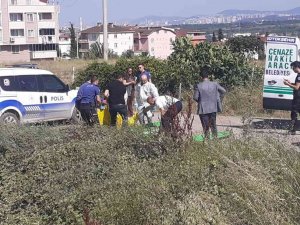 Sokak Ortasında Başından Vurulmuş Erkek Cesedi Bulundu