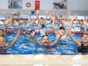 Denizli’de Yüzme Sporuna İlgi Artıyor