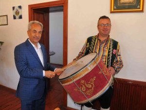 Dellallardan Nasreddin Hoca Şenliği’ne Davet