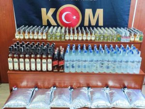 Tekirdağ’da Kaçak İçki Operasyonu: 422 Şişe İçki Ele Geçirildi