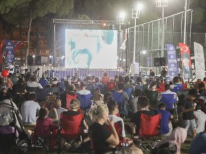 Aydın Tekstil Park’ta Yazlık Sinema Keyfi