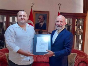 Alkü’ye Kktc’den Sanat Ödülü