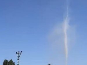 Elazığ’da Çıkan Hortum Vatandaşları Korkuttu