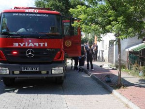 Tavadaki Kızgın Yağın Üzerine Sıçradığı Kadın Yanarak Can Verdi