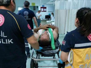 İ̇ranlı Turist Çamaşır İpi Takarken Balkondan Düştü