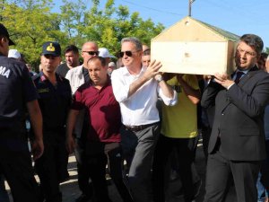 Otobüs Kazasında Hayatını Kaybeden Vatandaş Edirne’de Defnedildi