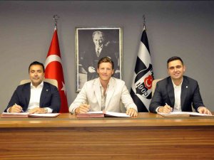 Wout Weghorst, Resmen Beşiktaş’ta