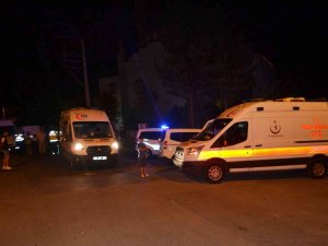 Alkollü Sürücünün Kullandığı Kamyonet İşçi Servisine Çarptı