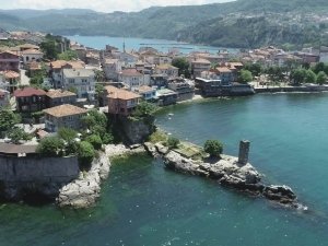 Tarihi Ve Turistik İlçe Amasra Bayrama Hazır