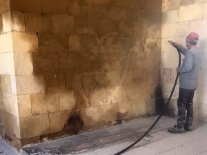 Çini Maçin Kalesi Surlarındaki İsimler Temizlendi