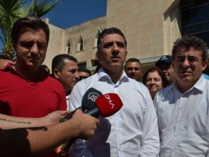 İ̇zmir Menderes Belediyesinde ’Yolsuzluk Ve Rüşvet’ Soruşturması Çerçevesinde Gözaltına Alınan Ve Aralarında Menderes Belediye Başkanı Mustafa Kayalar’ın Da Olduğu 9 Kişi, Mahkemece Adli Kontrol Şartıyla Serbest Kaldı. Opera