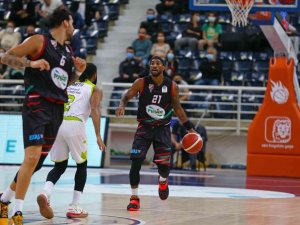 Tony Taylor’dan Karşıyaka’ya Veda