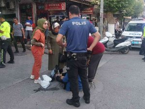 Motosikletle Otomobil Çarpıştı: 1 Yaralı