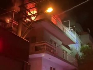 Apartmandaki Yangın Korku Dolu Anlar Yaşattı