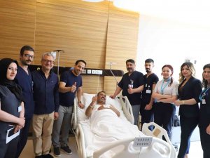 Kalp Kapağı Ameliyatsız Yöntemle Onarıldı