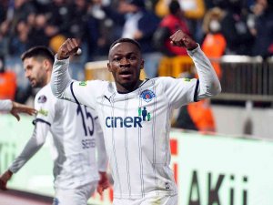Jackson Muleka, İ̇stanbul’a Geliyor