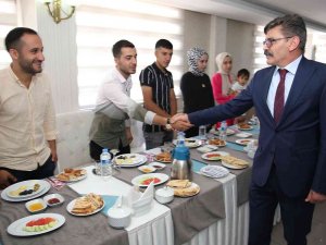 Müdür Dağdeviren Şehit Ve Gazi Ailelerini Unutmadı