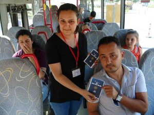 Emniyet Müdürlüğünden Kadına Şiddete Karşı Broşür Dağıtıldı