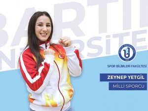 Barü Öğrencisi Zeynep Yetgil’den Gümüş Madalya