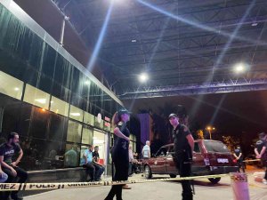İ̇skenderun’da Silahlı Saldırı: 1 Ölü, 8 Yaralı