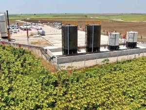 Bakan Dönmez: “Enerjide Dışa Bağımlılığımızı Azaltacak Her Bir Varile İhtiyacımız Var”