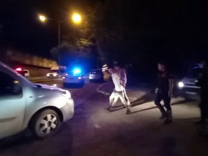 Erzurum Polisinden Uyuşturucu Tacirlerine Gece Baskını: 7 Gözaltı