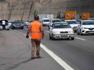 Bolu Dağı’nda Tatilcilerin Trafik Yoğunluğu Havadan Görüntülendi