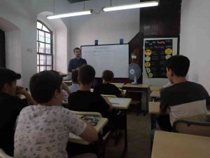 Balkanlar’da Genç Komek Heyecanı