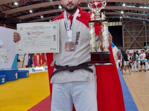 Denizlili Mehmet Ali, Bulgaristan’da Dünya 3.’sü Oldu